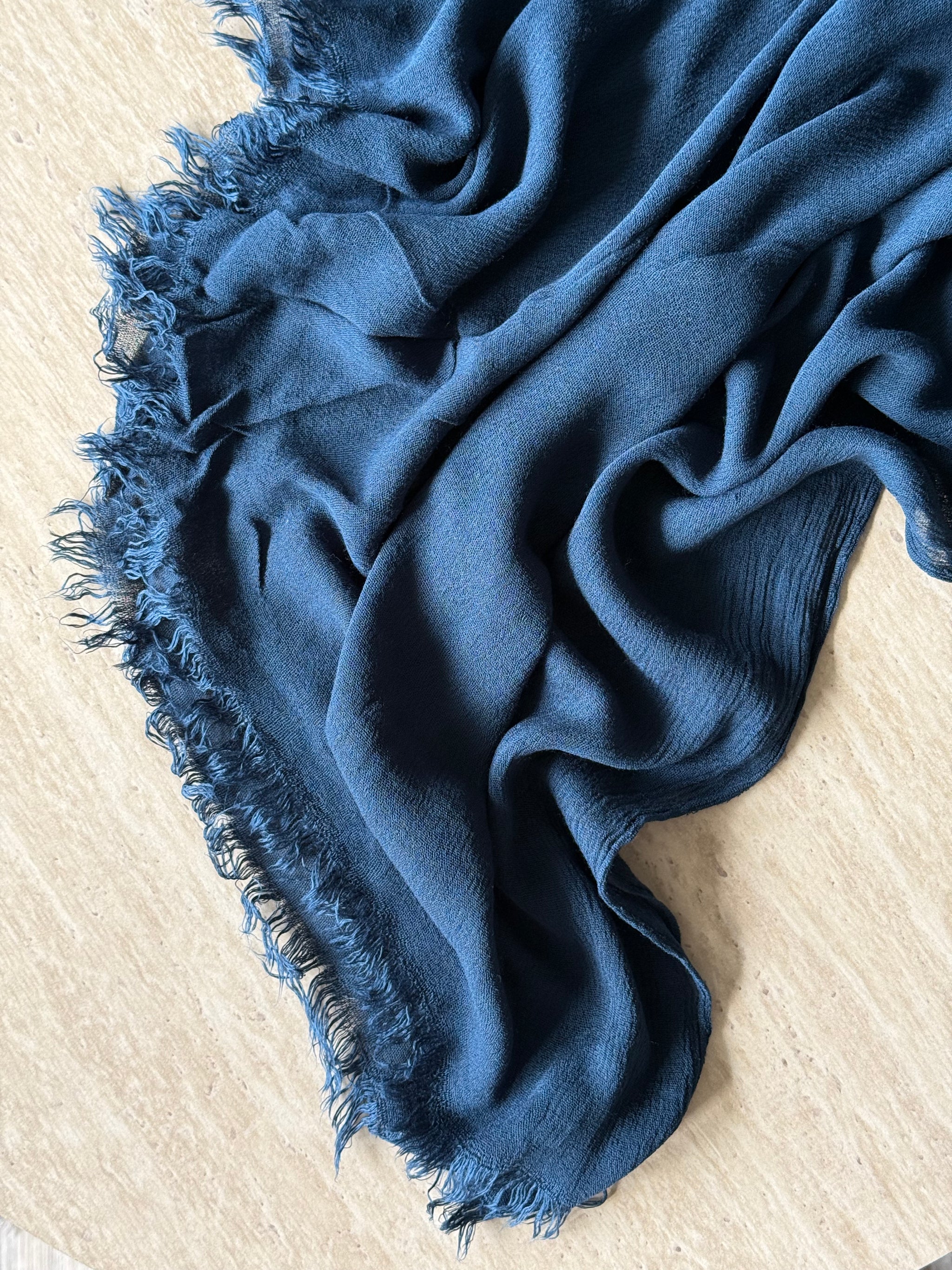Bleu Pétrole Soft Modal